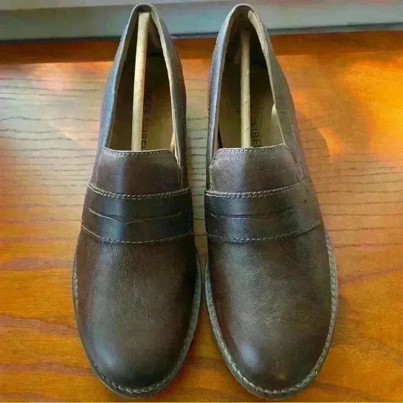 Josef Seibel Woman’s Sienna 96 Soft Washed Camel Loafer Shoe